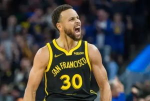 Stephen Curry: The Unstoppable Force in Basketball Stephen Curry: The Unstoppable Force in Basketball